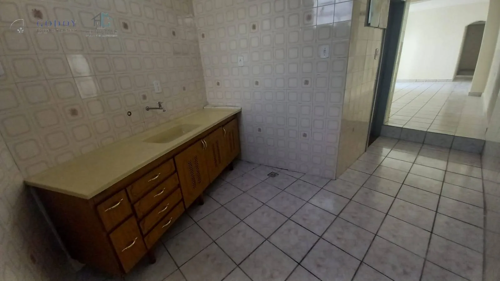 Imagem Excelente Investimento com 3 Casas no Mesmo Terreno