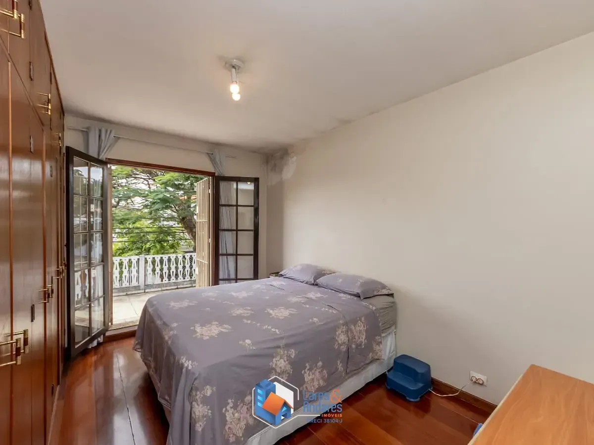 Imagem Casa para venda em Vila Marari com 3 quartos, sendo 2 suítes, 180m²