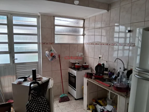 Imagem Apartamento térreo de 3 dormitórios em Santos na Aparecida no BNH(Plano 4) para reforma à venda por R$ 310.000,00