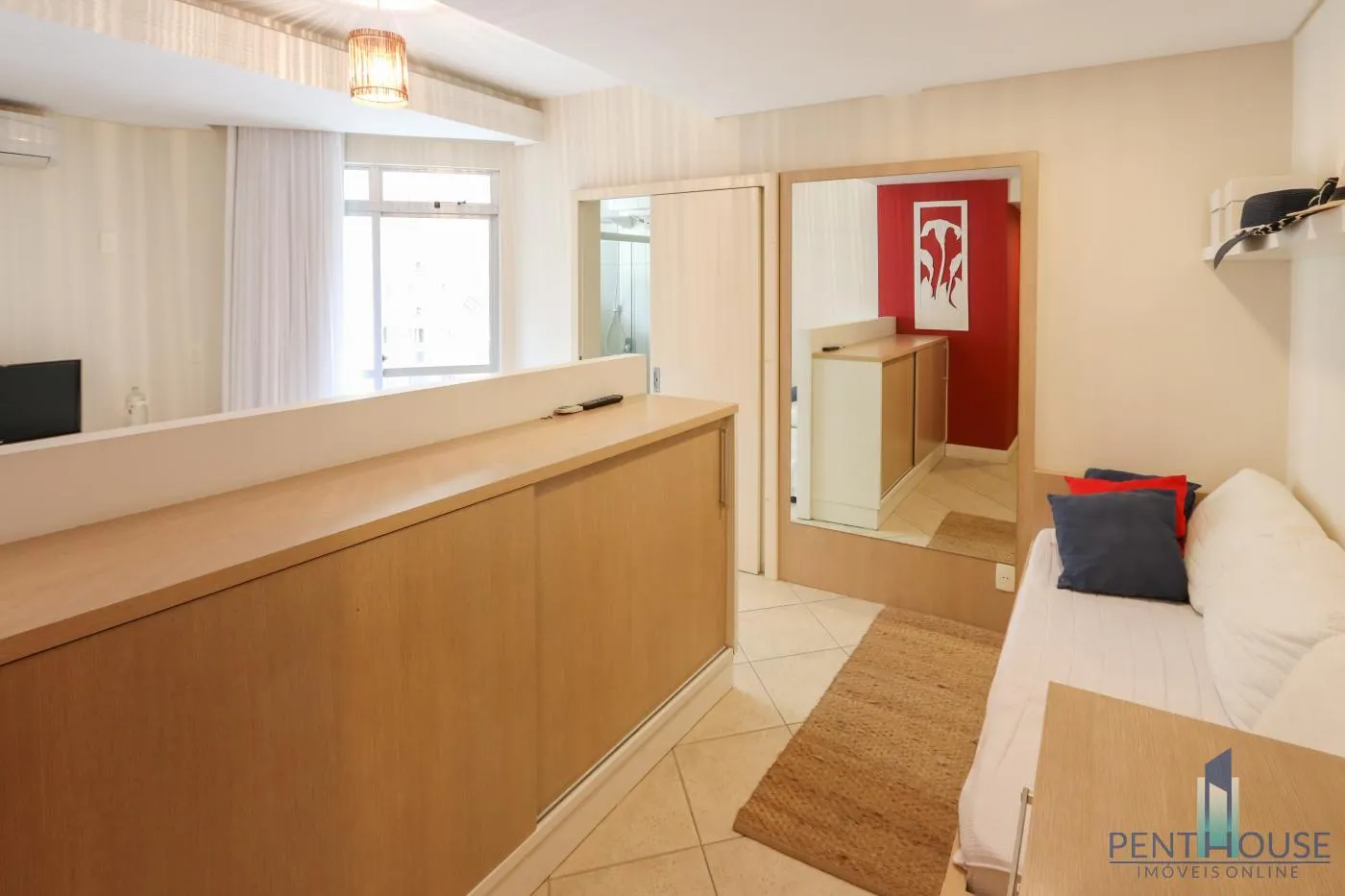 Imagem Apartamento Quadra Mar para Venda em Balneário Camboriú, CENTRO, 2 dormitórios, 2 suítes, 3 banheiros, 1 vaga