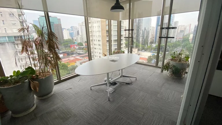 Imagem Conjunto Comercial de 688m² em Itaim Bibi
