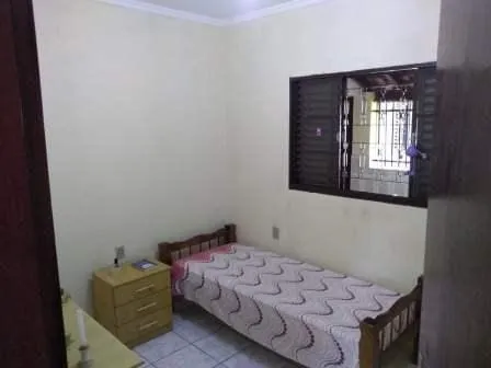Imagem Casa à venda 4 Quartos, 2 Vagas, 250M², Beta, Pindamonhangaba - SP