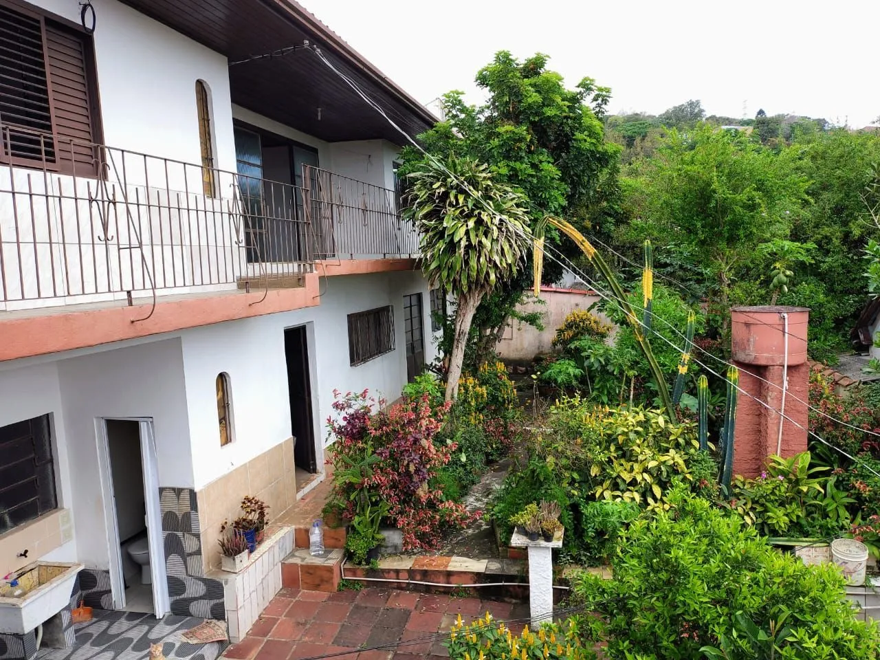 Imagem Casa 3 dormitórios e 3 vagas de garagem.