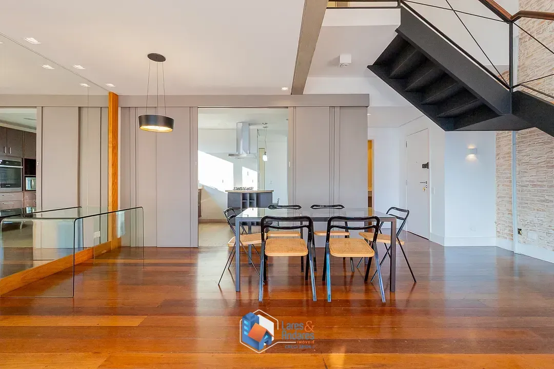 Imagem Duplex para venda em Pinheiros com 2 quartos, sendo 2 suítes, 132m²