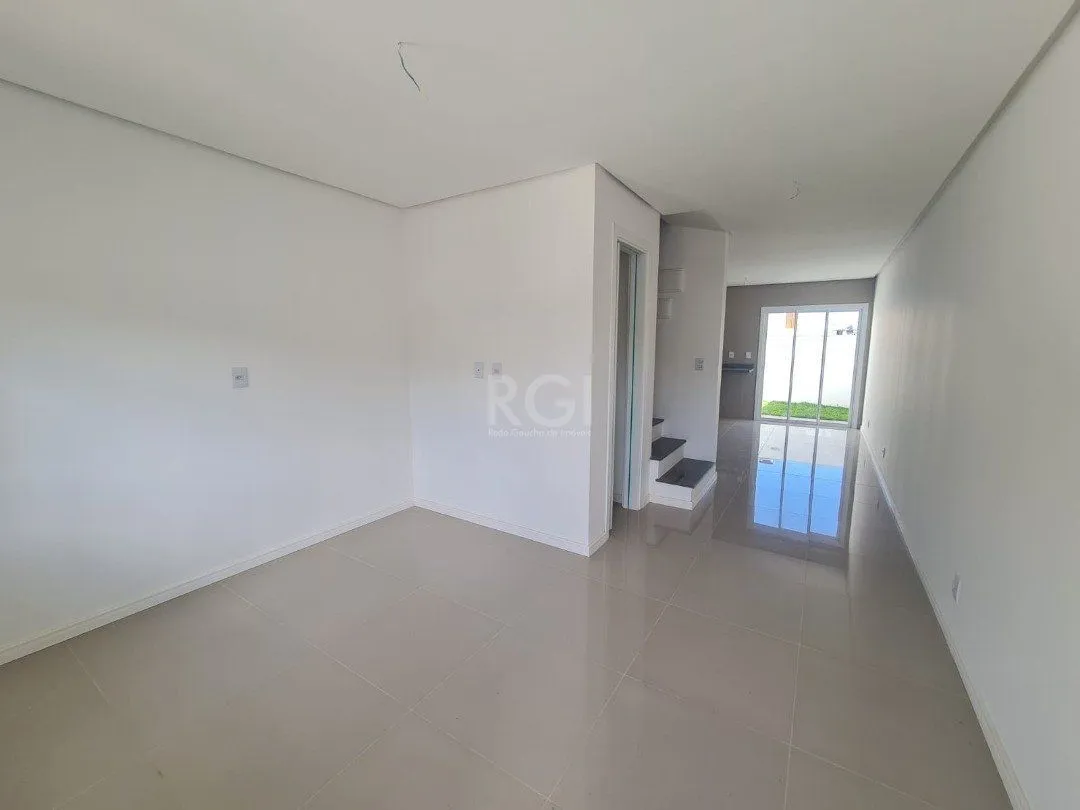 Imagem Casa para Venda - 74.67m², 2 dormitórios, sendo 1 suites, 1 vaga - Guarujá/ Portal do Guarujá