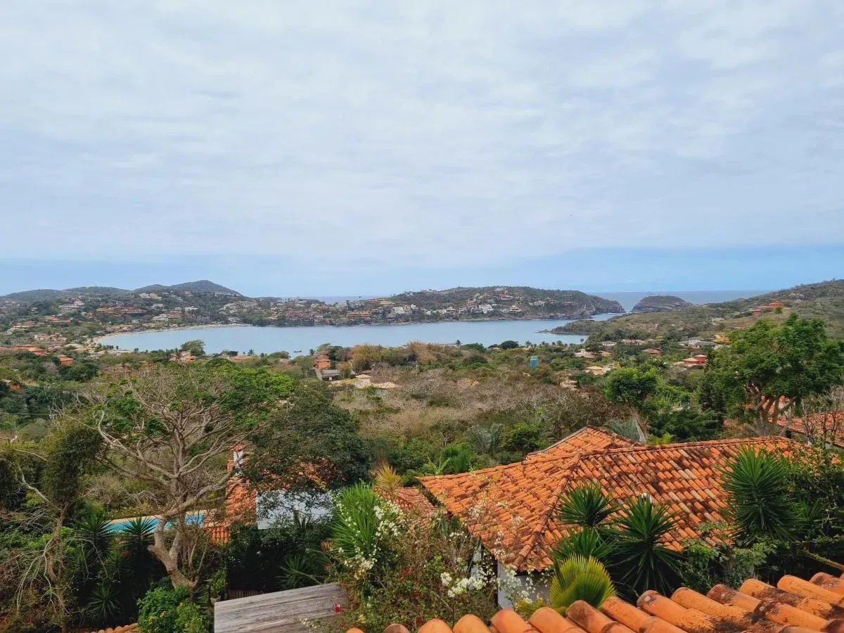 Imagem Casa para Venda em Armação dos Búzios / RJ no bairro Ferradura