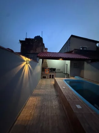 Imagem Casa com 2 dormitórios à venda, 65 m² por R$ 300.000 - Balneário Santista - Itanhaém/SP