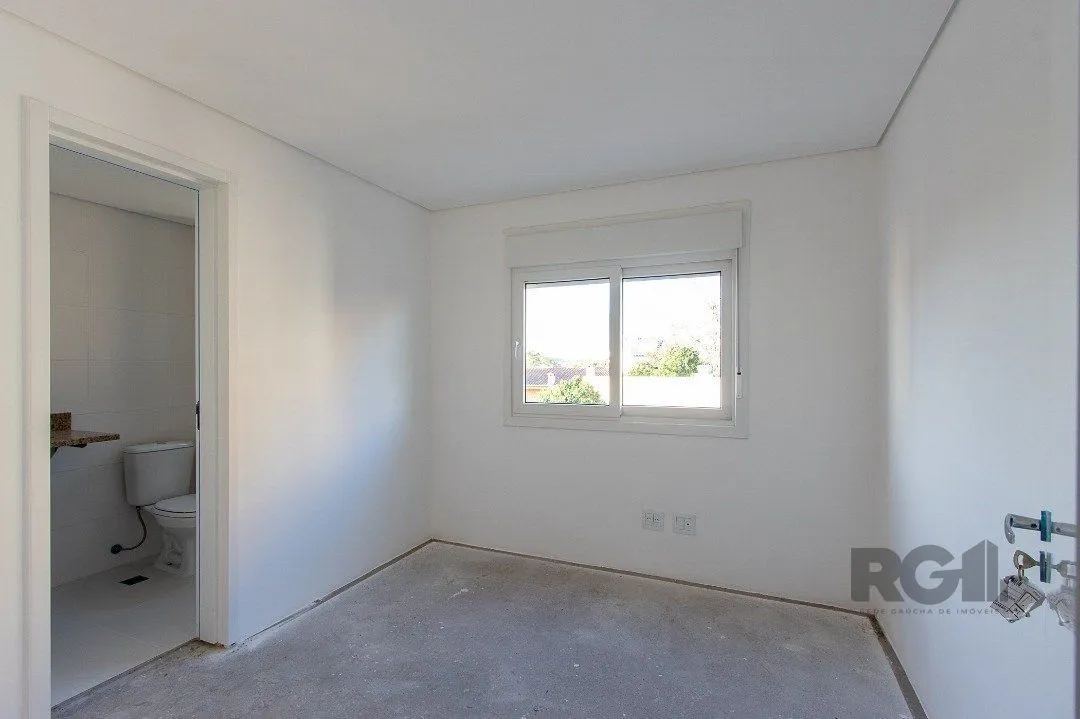 Imagem Cobertura para Venda - 214.34m², 3 dormitórios, sendo 3 suites, 2 vagas - Tristeza