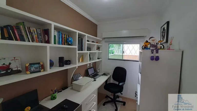 Imagem Vendo Casa com Piscina bairro Santa catarina em Joinville