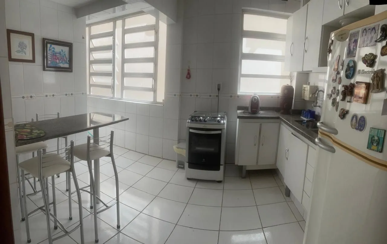 Imagem Apartamento de 3 quartos e 1 vaga garagem no bairro Rio Branco em Porto Alegre