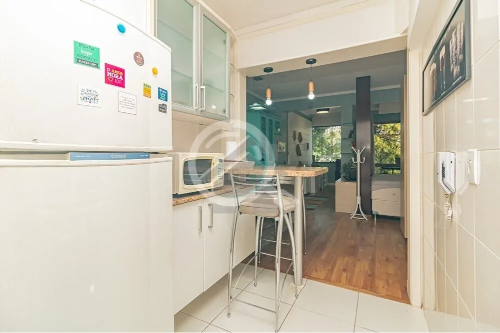 Imagem Excelente apartamento, totalmente mobiliado, decorado por arquiteto, estilo Loft com lareira, churra...