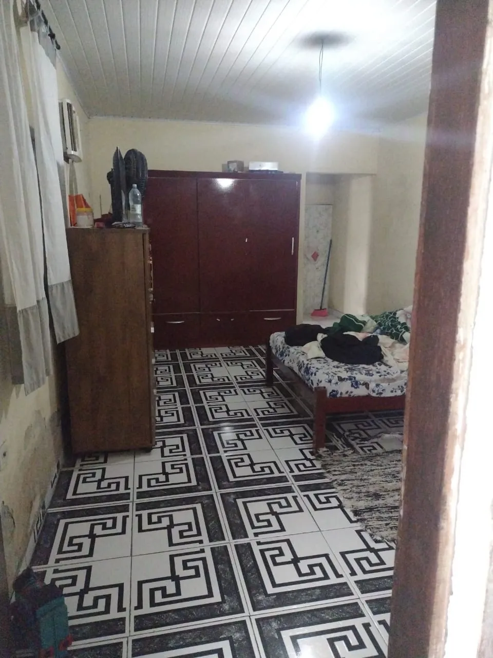 Imagem Casa à venda 3 Quartos, 1 Suite, 2 Vagas, 264M², Mantiqueira, Pindamonhangaba - SP
