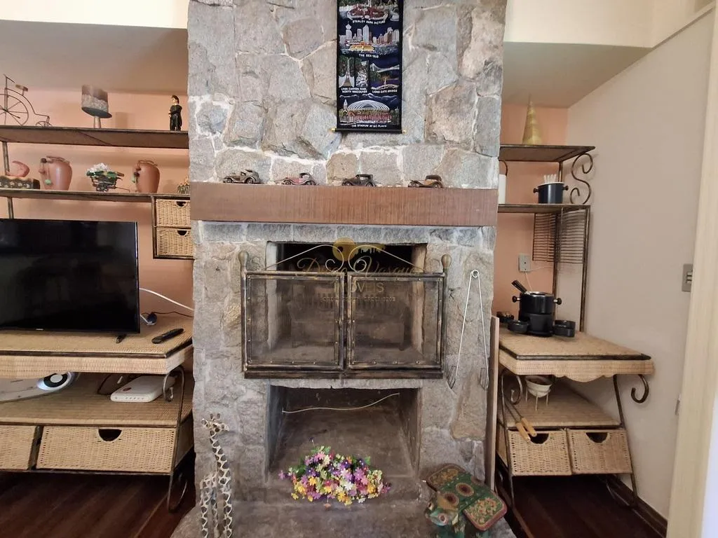 Imagem Apartamento para Venda em Teresópolis / RJ no bairro Albuquerque