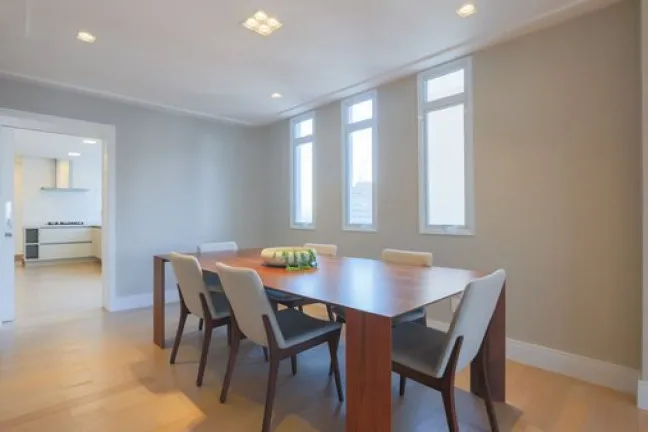 Imagem Apartamento com 3 Quartos à Venda, 212 m² em Vila Nova Conceição - São Paulo