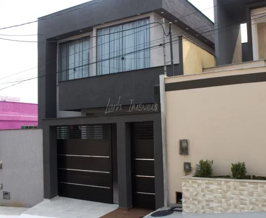 Imagem Linda casa duplex de luxo próxima ao West Shopping!