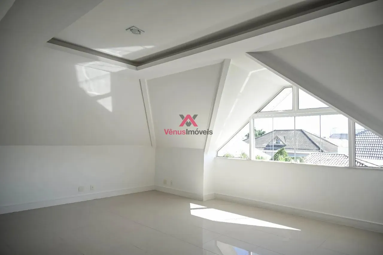 Imagem Casa para Venda, Barra da Tijuca, 4 dormitórios, 4 suítes, 5 banheiros, 2 vagas