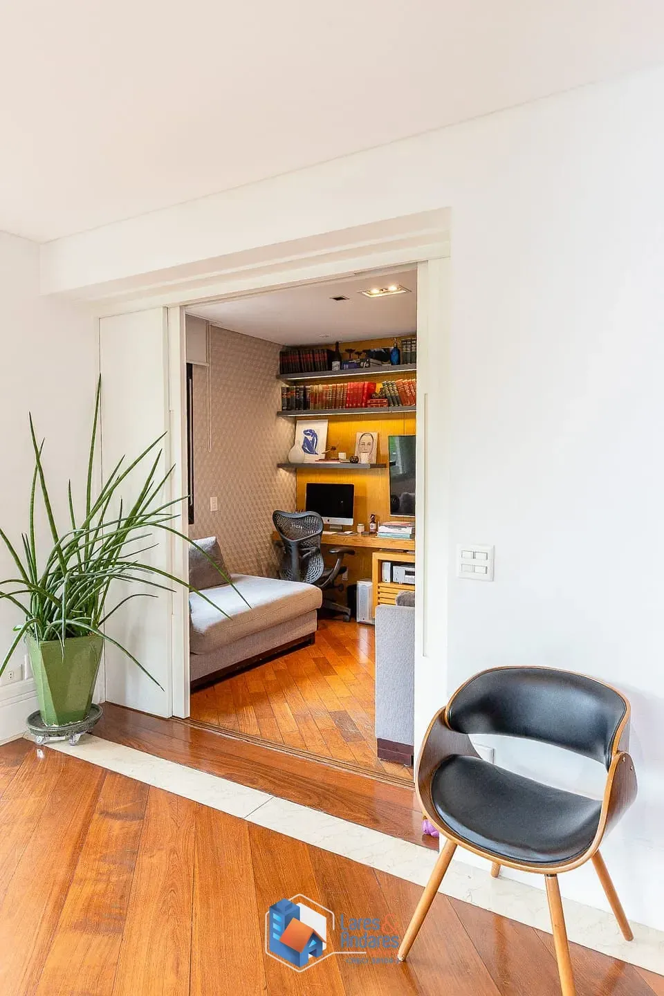 Imagem Apartamento para venda em Vila Mariana com 3 quartos, sendo 3 suítes, 205m²