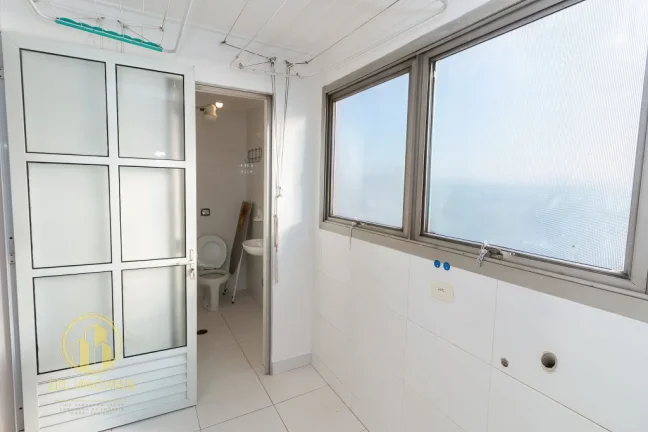 Imagem Apartamento à venda no Itaim - 98 m², 2 dormitórios, vista deslumbrante e localização privilegiada. Itaim Bibi