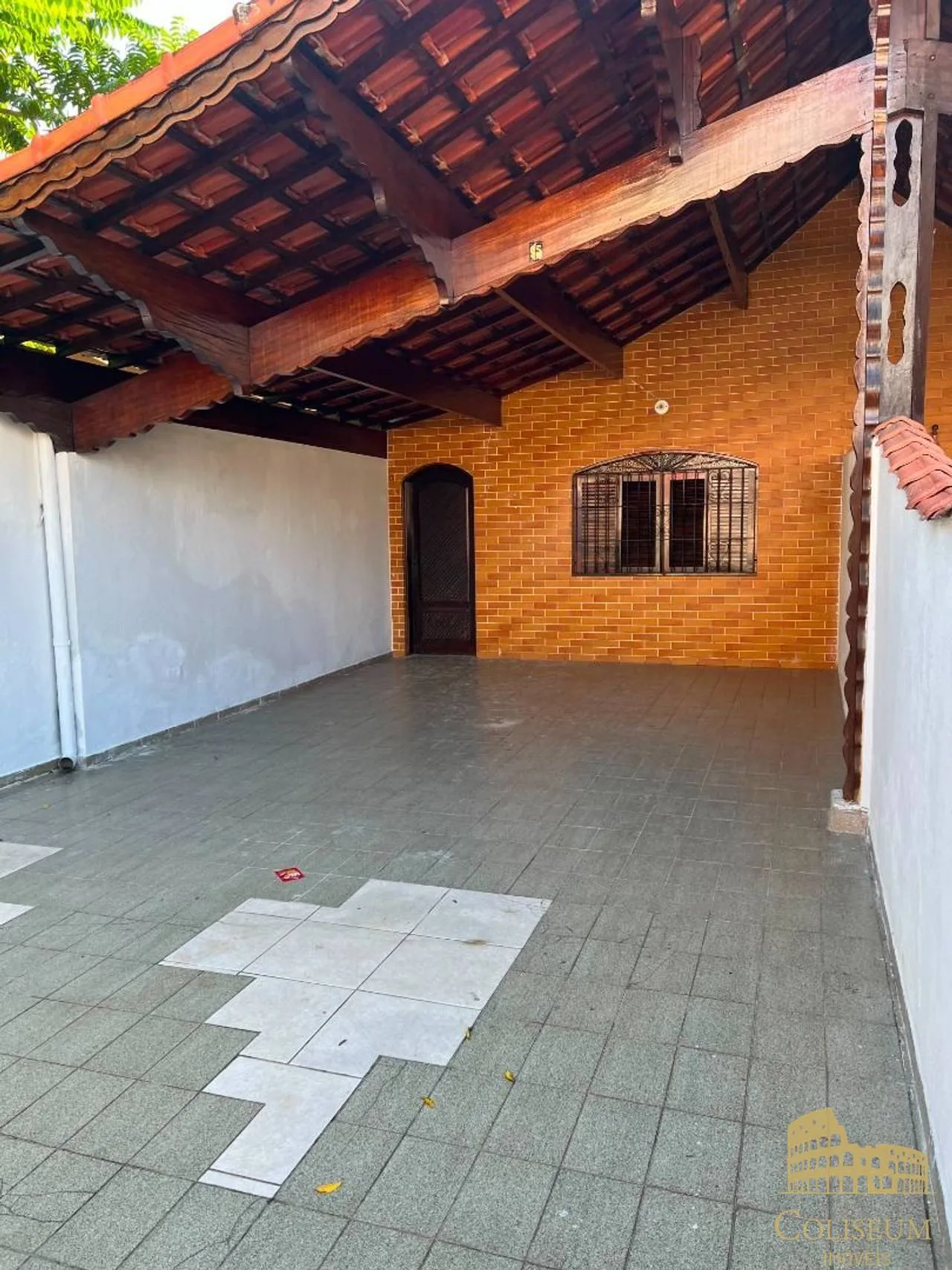 Imagem Casa com 4 dormitórios à venda, 141 m² por R$ 890.000,00 - Aviação - Praia Grande/SP