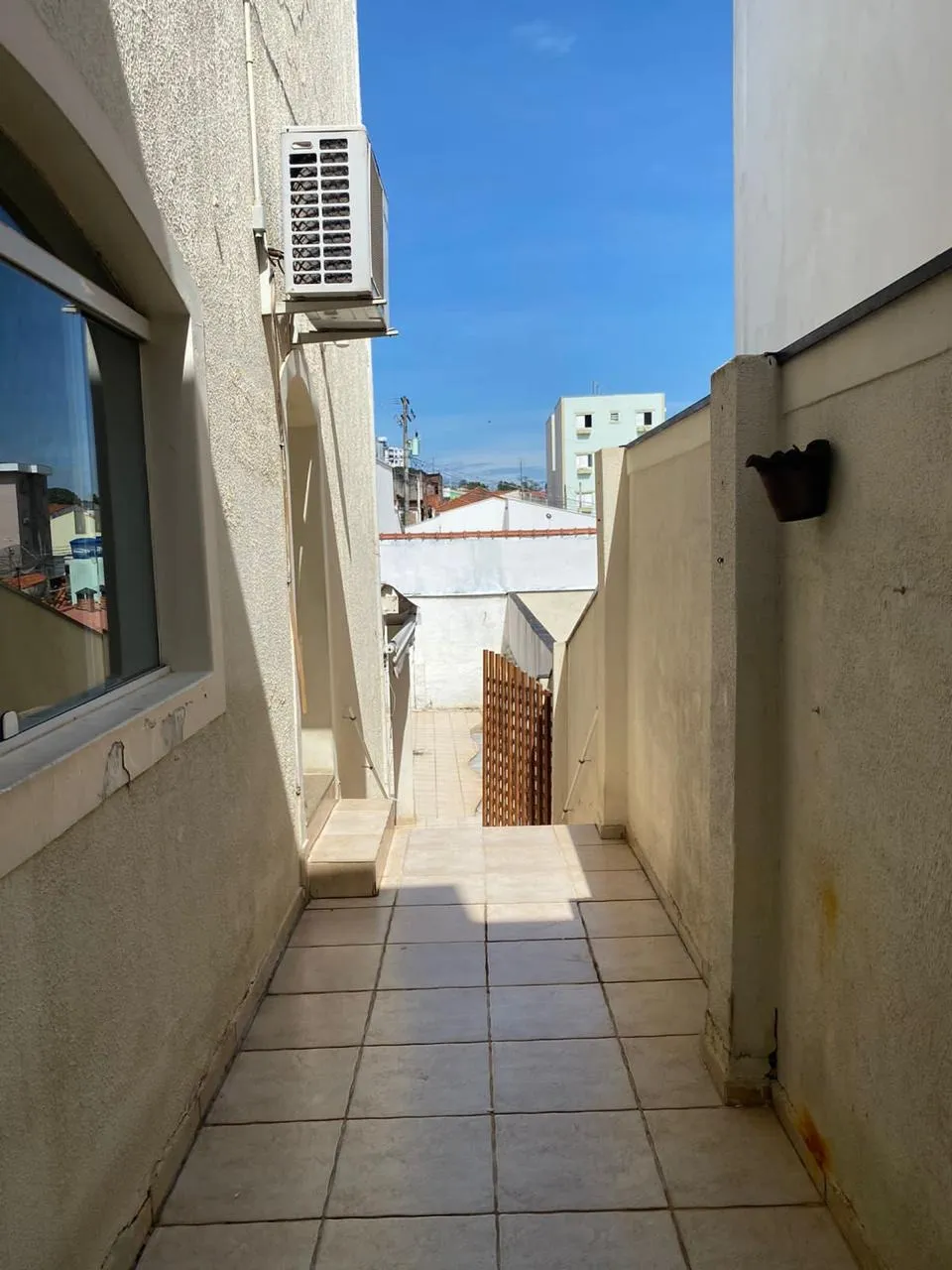 Imagem Imperdível oportunidade: Casa à venda em Sorocaba-SP na Vila Lucy com 3 quartos, 2 banheiros e 251m² de área.