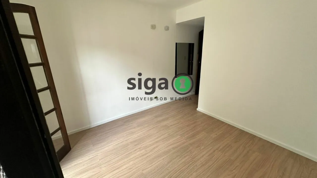 Imagem VENDE na Vila Cruzeiro Casa Assobradada com 3 Dormitórios e uma Vaga