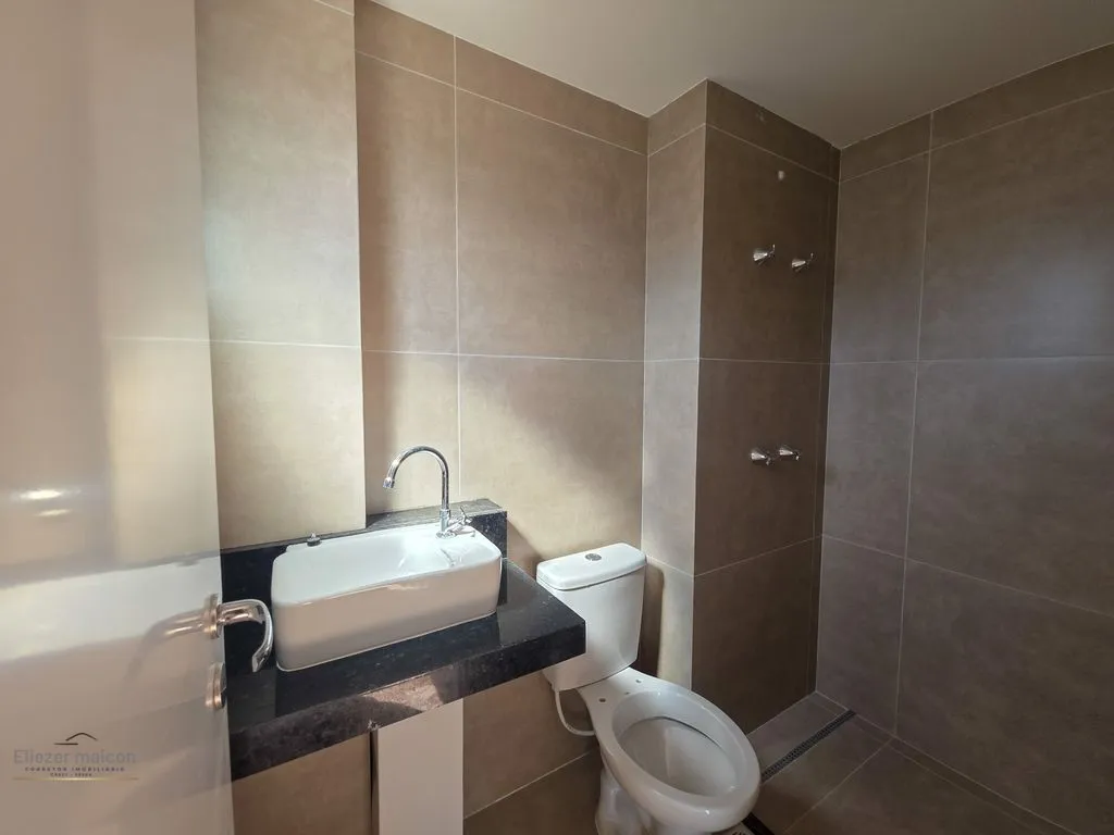 Imagem Apartamento alto padrão a venda com 3 suítes no Centro de Poços de Caldas