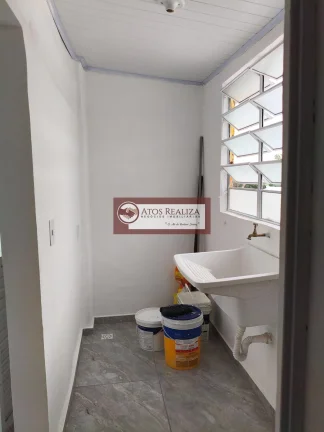 Imagem Casa tipo apartamento para locação em Vila Fachini, SP