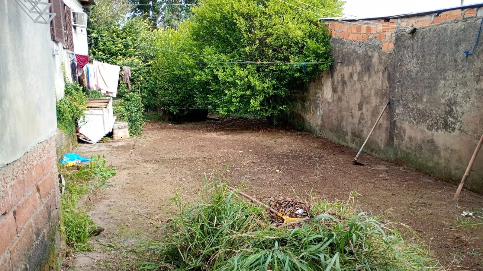 Imagem Terreno comercial com 720m2 à venda, bairro Lomba do Pinheiro, Porto Alegre, RS