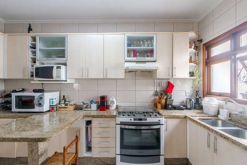 Imagem Apartamento 3 Dorms com Suíte e 2 Vagas no Jardim Planalto - Porto Alegre