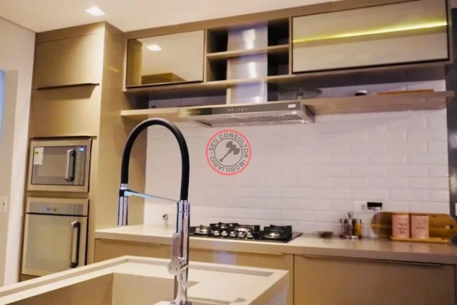 Imagem ESCRITURA DEFINITIVA, CASA DENTRO DE CONDOMÍNIO, TODA MOBILIADA A 50 METROS DA PRAIA, COM PISCINA PRIVATIVA E ÁREA GOURMET