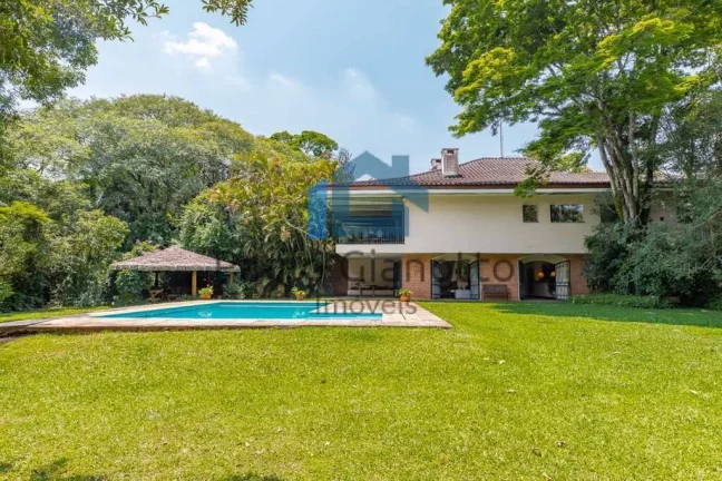 Imagem Mansão Espetacular em Condomínio na Granja Viana