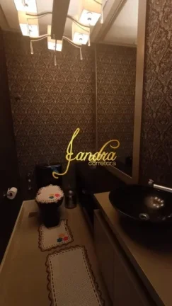 Imagem Linda sobrado com 04 suítes, piscina, piso aquecido,