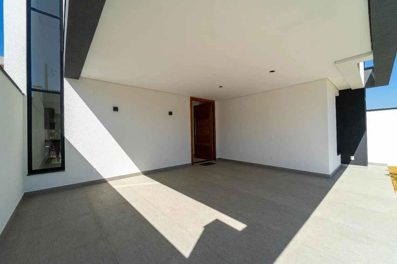 Imagem LINDA CASA NO CONDOMINIO RESERVA ERMIDA (ELOY CHAVES).
