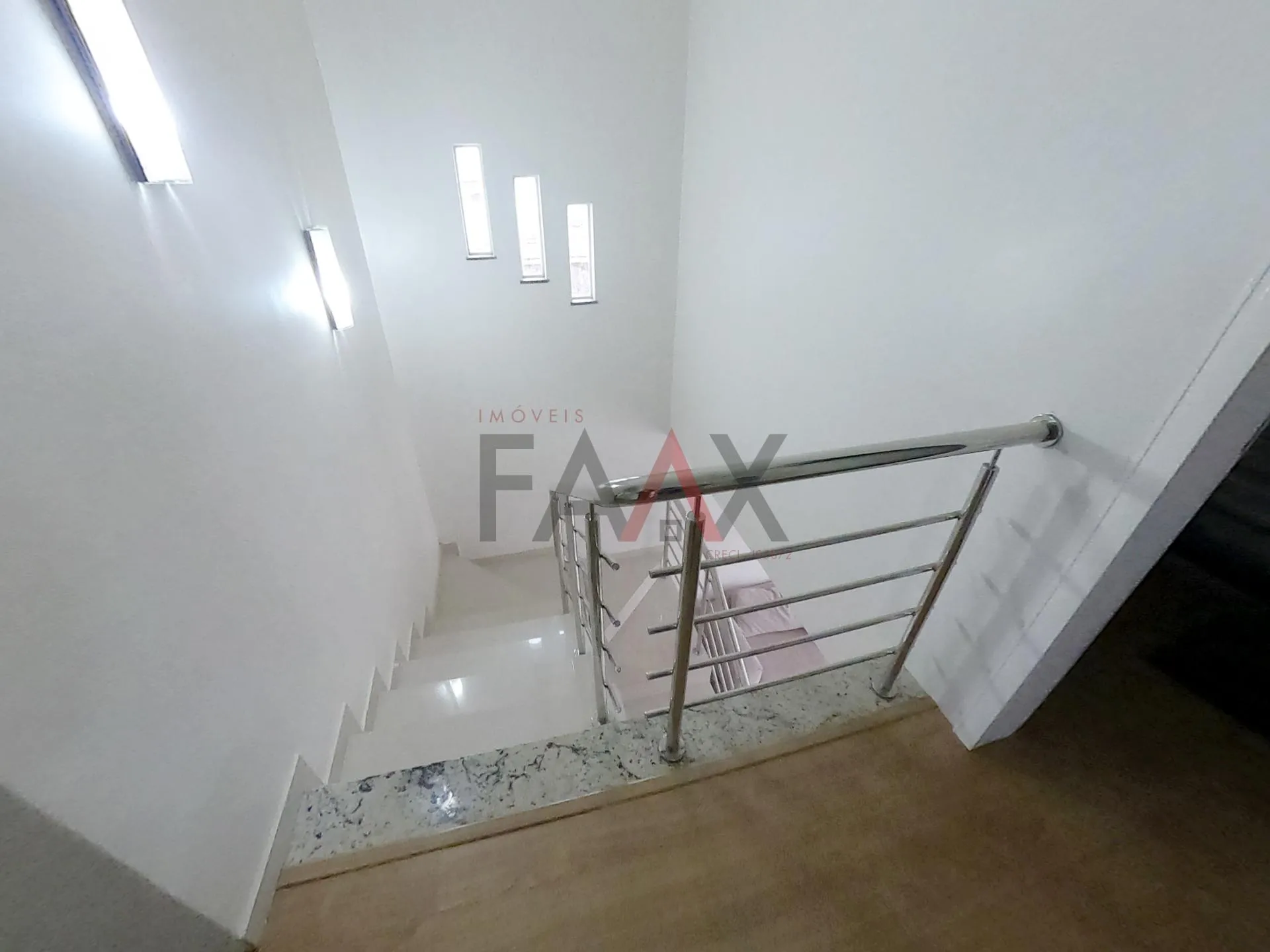Imagem Sobrado com 4 dormitórios à venda,648.00 m², Alto da XV, GUARAPUAVA - PR