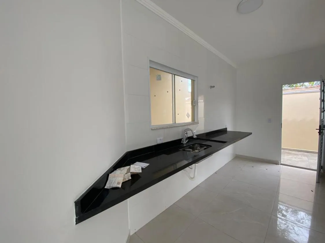 Imagem LINDA CASA NOVA COM PISCINA A 700 METROS DO MAR NO CIBRATEL II