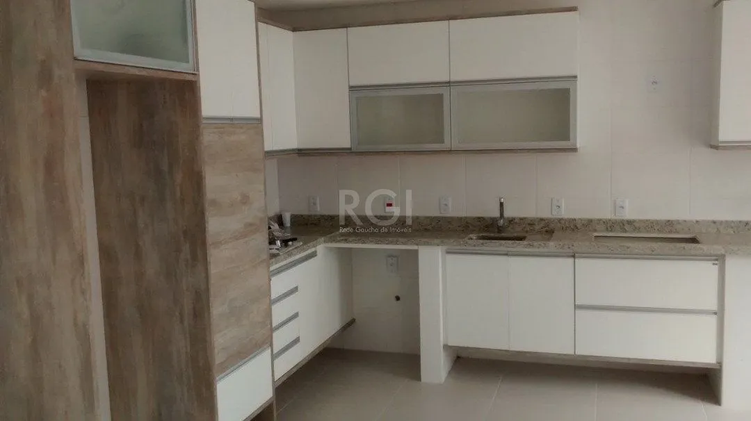 Imagem Casa para Venda - 194.46m², 3 dormitórios, sendo 1 suites, Hípica