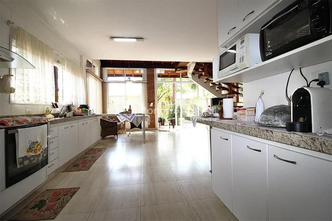 Imagem Casa em Chácara para Venda no Bairro Morumbi em Paulínia/SP.(prox ao centro).

Local privilegiado ...