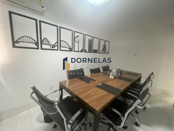 Imagem SALA COMERCIAL BEM AMPLA, DESOCUPADA, NO CENTRO DE BRASÍLIA, ACEITO CARRO COMO PARTE DO PAGAMENTO. SETOR COMERCIAL SUL ED. PALÁCIO DO COMÉRCIO