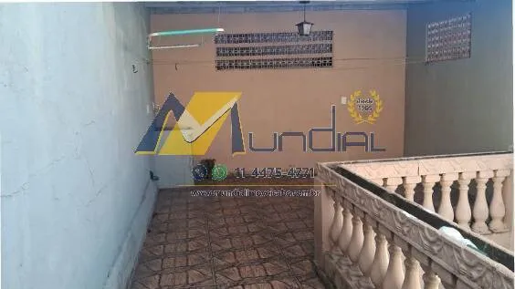 Imagem Casa com 2 dormitórios, quintal e garagem para locação em Piraporinha