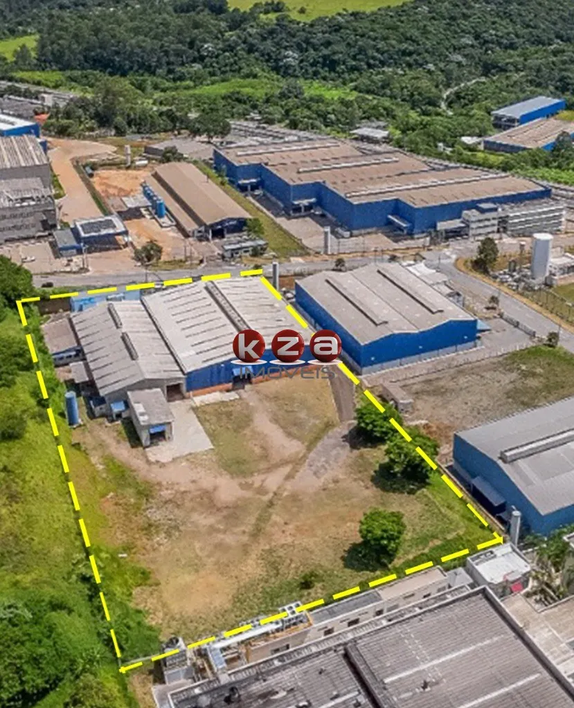 Imagem Galpão Industrial de Alto Padrão para Locação em Itatiba-SP, Distrito Industrial Alfredo Relo: 6 Salas, 6 Banheiros, 8 Vagas de Garagem, 3.857 m².