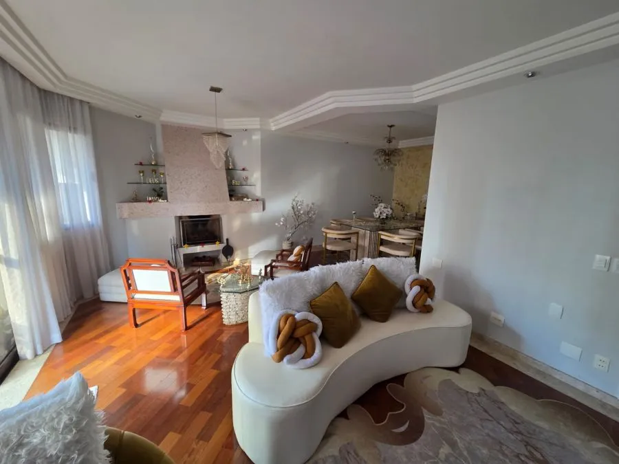 Imagem Excelente Oportunidade de Alto Padrão com 188 m2 .4 dorm.