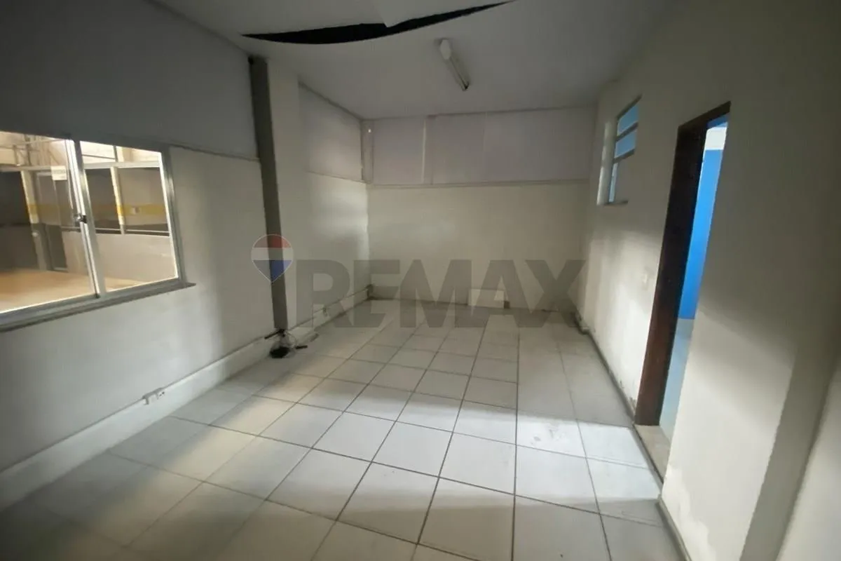 Imagem Galpão: Espaço Comercial Ideal em Tomás Coelho