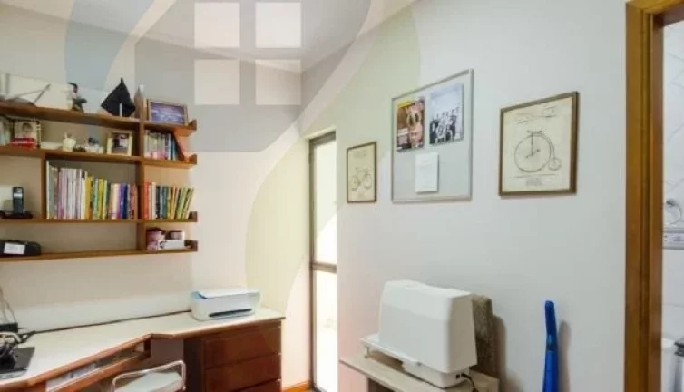 Imagem Sobrado de 4 suítes, 6 banheiro e 4 vagas, com 240m², em Jardim do Mar, São Bernardo do Campo