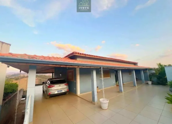 Imagem VENDO AMPLA CASA COM LINDA VISTA PARA AS MONTANHAS NA CIDADE DE SOCORRO-SP!!️