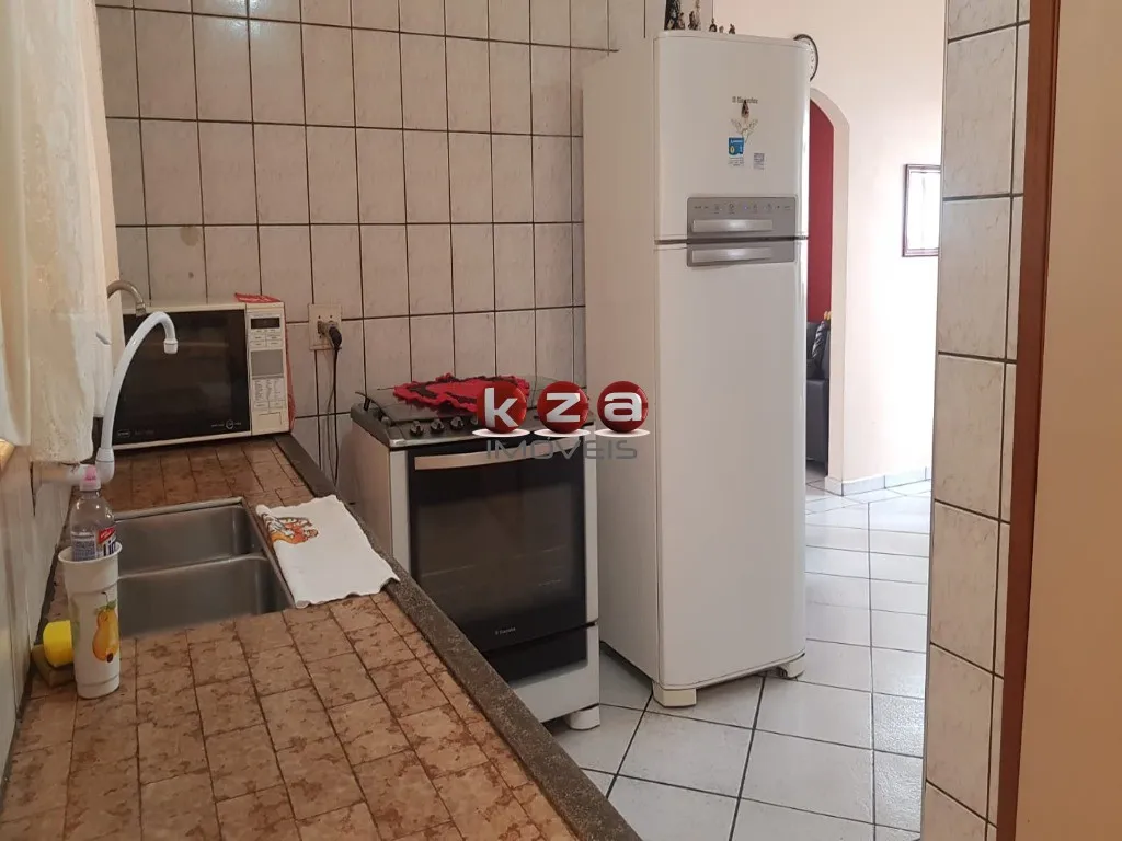 Imagem Imperdível Casa à Venda em Valinhos-SP, Jardim Bela Vista: 2 Quartos, 2 Salas, 3 Banheiros, 3 Vagas de Garagem!