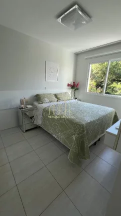 Imagem Apartamento de alto padrão em Alphaville I: 2 quartos, 1 suíte, 3 salas, 3 banheiros, 2 vagas de garagem, 82m². Venda ou locação em Salvador-BA!