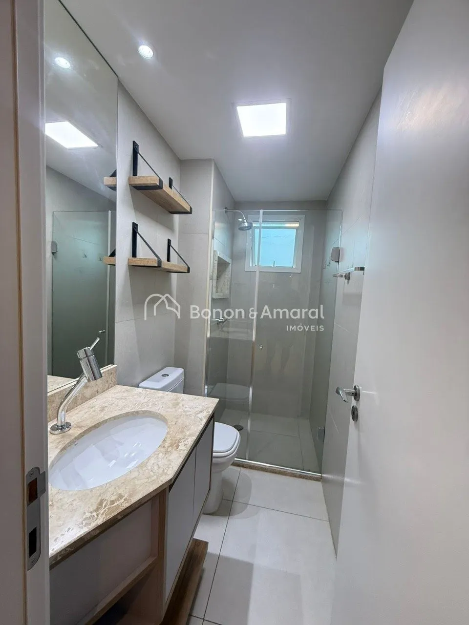 Imagem Apartamento mobiliado para locação no Taquaral em Campinas
