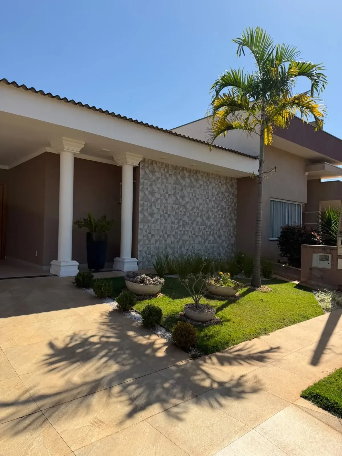 Foto do imóvel: Casa de Condomínio com 3 Quartos à Venda, 165 m² em Residencial Figueira II