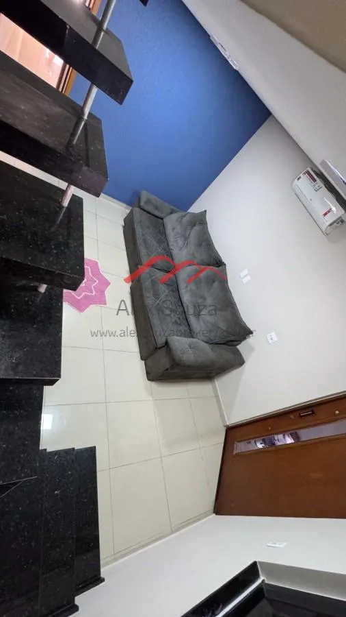 Imagem Sobrado para Venda em Hortolândia, Jardim Novo Cambuí, 3 dormitórios, 1 suíte, 3 banheiros, 2 vagas