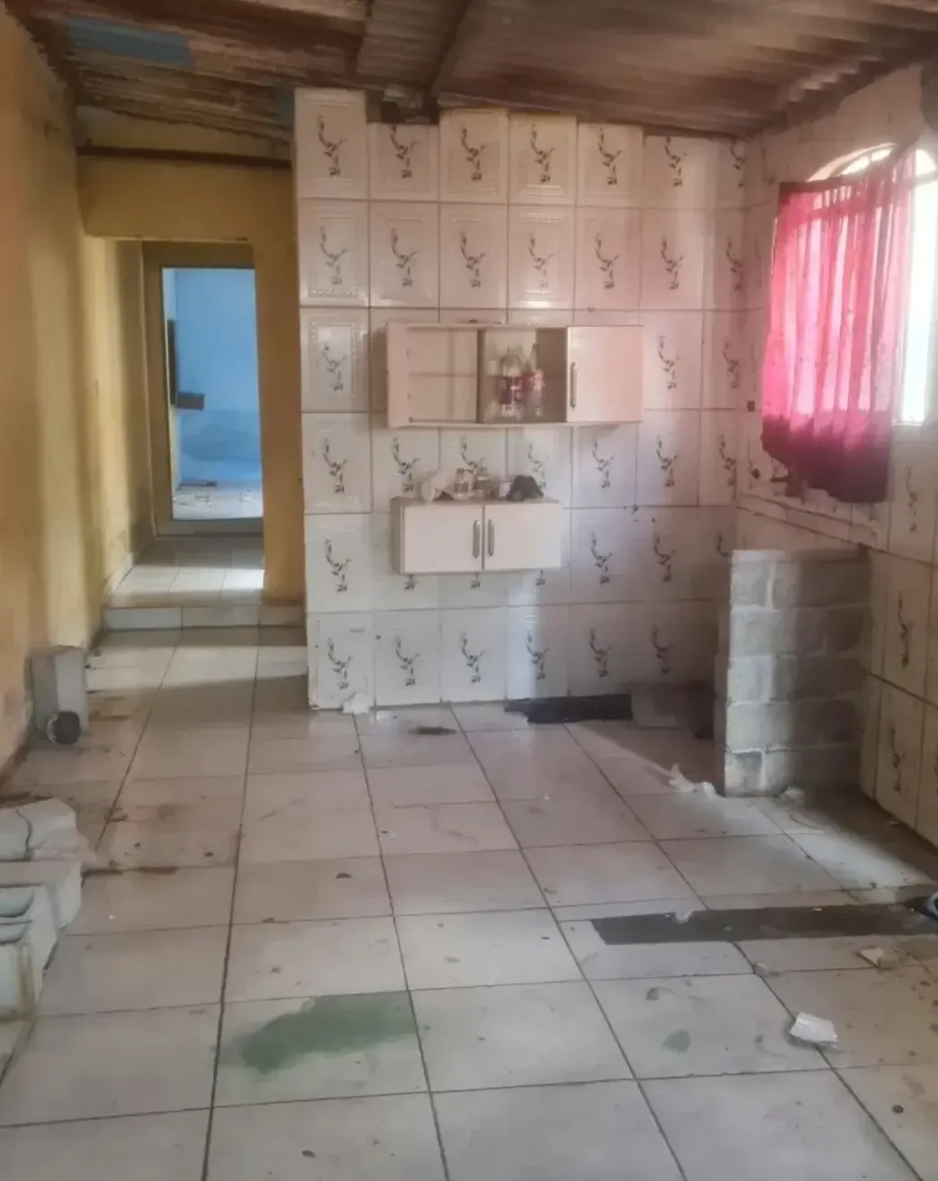 Imagem Casa com 2 Quartos à Venda, 60 m² em Recanto Feliz - Francisco Morato